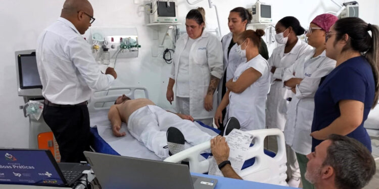 Parceria com Hospital do Coração possibilita assistência médica cardiológica através da telemedicina nas UPAs de Caraguá