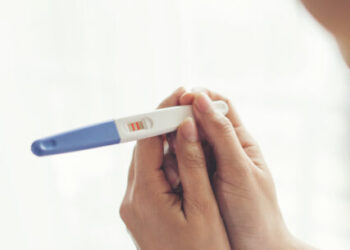 Prefeitura promove campanha de prevenção da gravidez na adolescência em Caraguatatuba