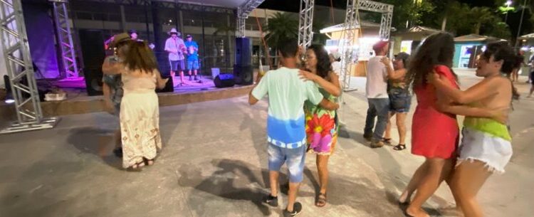 Prefeitura divulga programação do “Pôr do Som” e “Vem Pro Som” de janeiro