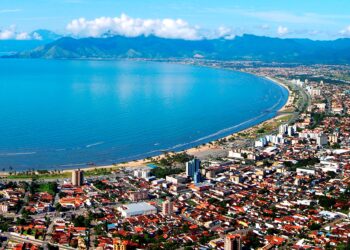 Prefeitura de Caraguatatuba e Vanguarda iniciam programação cultural e esportiva na Praia da Martim de Sá