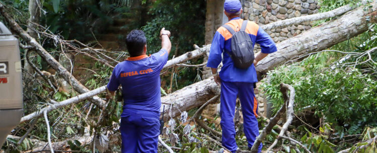 Defesa Civil de Caraguatatuba fecha 2023 com mais de 1 mil atendimentos