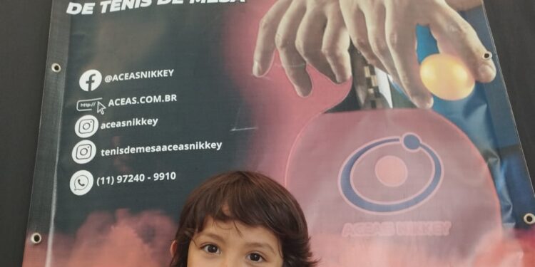 Talento do tênis de mesa de Bertioga é destaque em torneio