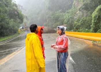 Defesa Civil auxilia trabalhos de desobstrução na Rodovia Mogi-Bertioga