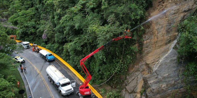 Rodovia Mogi-Bertioga deve ser liberada até domingo (28)