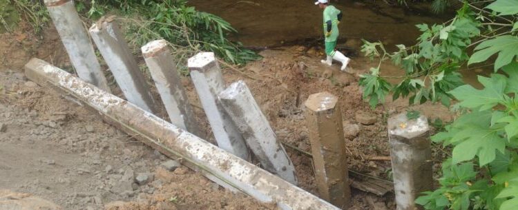 Após as chuvas, Prefeitura retoma trabalho de contenção de solo na região Norte