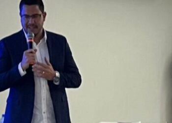 Conselho de Prefeitos da AMVALE pede reconsideração aos repasses federais para Educação