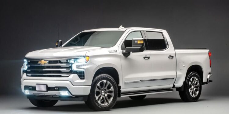 *Veibras realiza exposição de carros no Lançamento Vip da Nova Silverado amanhã (19/01) às 19h na loja de Caraguá*