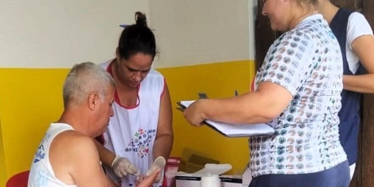 UBSs de Caraguá realizam mais de 600 testes rápidos na Campanha Dezembro Vermelho