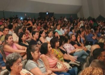 Prefeitura de Caraguatatuba realiza abertura do ano letivo 2024 com encontro de professores