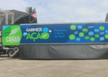 Carreta da Prefeitura de Caraguatatuba tira dúvidas sobre IPTU na Praça da Cultura até sexta-feira