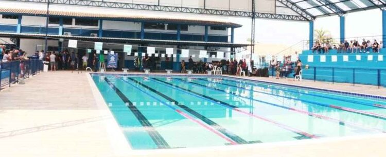 Prefeitura de Caraguatatuba realiza ação para renovar atestado médico aos alunos do Cemug