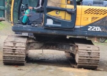 Prefeitura de Caraguatatuba trabalha na recuperação de galeria rompida no Jaraguazinho após chuvas