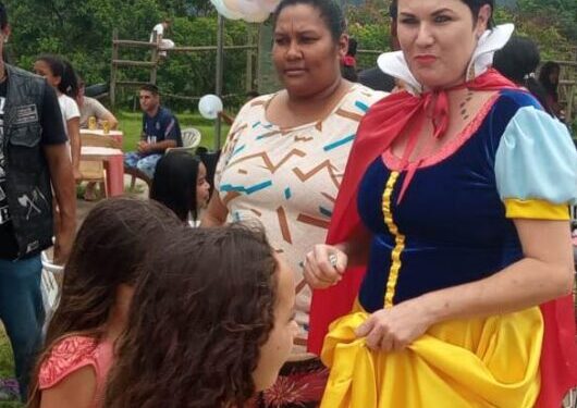 Realeza do Asfalto Motoclube, Padrinhos da Alegria Caraguatatuba e União Cosplayer do Litoral animam as matinês da Fundacc