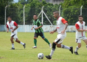 Caraguatatuba recebe primeiras rodadas do Torneio de Aniversário de futebol de campo