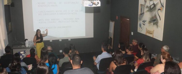 Prefeitura de Caraguatatuba promove workshop sobre fiscalização tributária