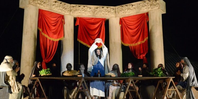 Ensaios da 14ª Paixão de Cristo de Caraguatatuba têm início no dia 27