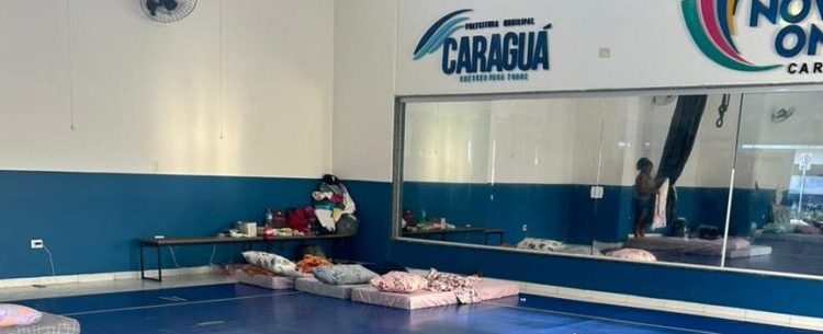 Prefeitura auxilia retorno de famílias para residências após chuvas