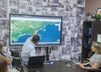 Prefeitura de Caraguatatuba e InvestSP discutem projetos de desenvolvimento regional