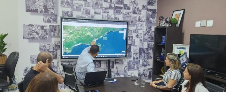 Prefeitura de Caraguatatuba e InvestSP discutem projetos de desenvolvimento regional