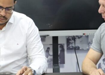 Prefeito de Caraguatatuba assina ordem de serviço de mais de R$ 30 milhões para obras de drenagem em 13 bairros