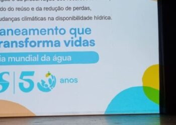 Professores da rede municipal de Caraguatatuba recebem palestra alusiva ao Dia Mundial da Água pela Sabesp
