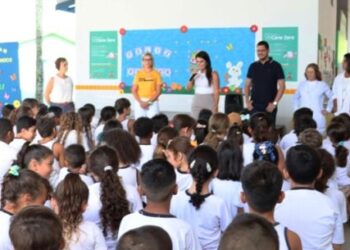 Prefeitura entrega 11 mil kits de escovação aos alunos da rede municipal de Caraguatatuba