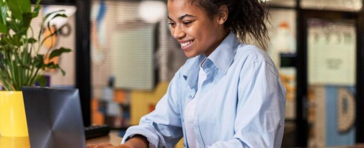 Parceria com Governo do Estado oferece 90 vagas em cursos profissionalizantes para mulheres de Caraguatatuba