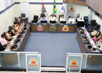 Secretaria de Saúde presta contas na Câmara Municipal