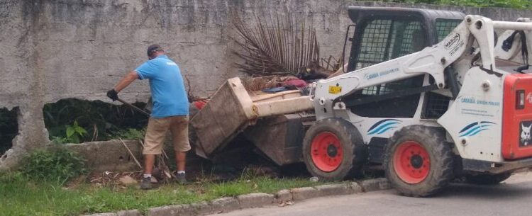 Serviços de roçada, varrição e operação Bota-fora chegam a vários bairros nessa sexta-feira