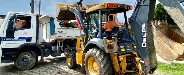 Prefeitura intensifica limpeza e Bota-fora nas ruas atingidas pela chuvas