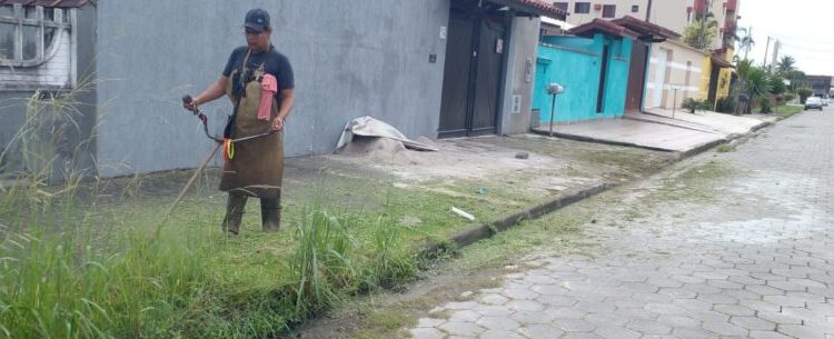 Após chuvas, Prefeitura intensifica serviços de limpeza e Bota-fora nos bairros