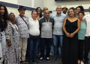 Mestre Angolinha recebe título de mérito cultural por seu trabalho em prol da capoeira