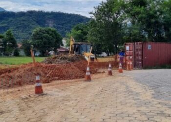 Prefeitura de Caraguatatuba continua execução de obras de drenagem em bairros