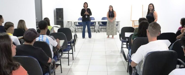 Prefeitura inicia workshop de técnica de vendas para jovens e oferece qualificação para ingresso no mercado de trabalho