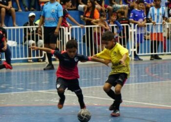 Jogos da Copa da Criança de Futsal agitam final de semana em Caraguatatuba
