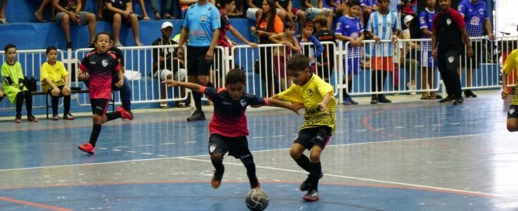 Jogos da Copa da Criança de Futsal agitam final de semana em Caraguatatuba