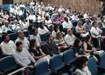 Prefeitura de Caraguatatuba prossegue com a municipalização do Licenciamento Ambiental em reunião com CETESB