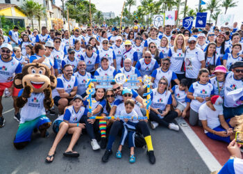 600 pessoas caminharam pela Inclusão em Bertioga