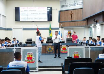 Câmara Jovem: Jovens vereadores participam de terceira reunião preparatória na Câmara Municipal