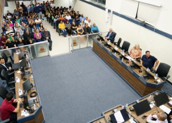 Câmara Municipal promove solenidade de entrega de títulos de Gratidão Caiçara