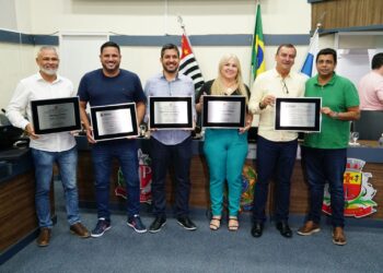 Câmara Municipal promove solenidade regimental de entrega de títulos aos vereadores