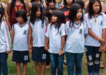 Ordem de serviço para construção de nova escola na Aldeia Rio Silveira é assinada