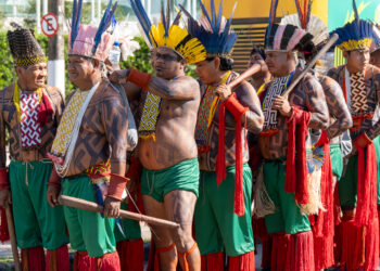 Festival Internacional Indígena de Bertioga começou nesta sexta (19) e segue até domingo (21); veja programação completa   
