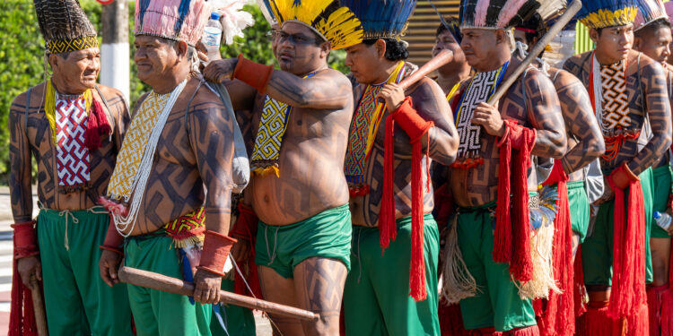 Festival Internacional Indígena de Bertioga começou nesta sexta (19) e segue até domingo (21); veja programação completa   