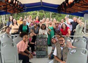 Professores da rede municipal recebem capacitação no Barco-Escola ‘Arca do Saber’