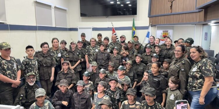 Projeto de lei que declara de utilidade pública o Grupo Patrulheiros do Rei é aprovado na Câmara Municipal