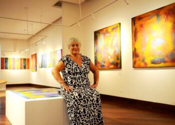 Teatro Mario Covas recebe exposição de Sara Goldman Belz