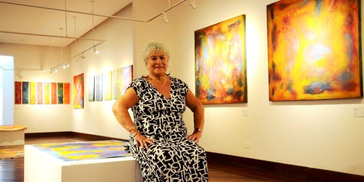 Teatro Mario Covas recebe exposição de Sara Goldman Belz