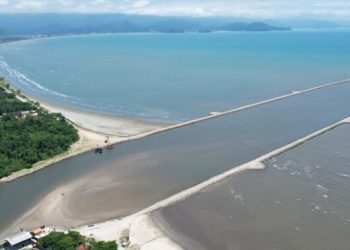 Enrocamento Juqueriquerê: construção de molhes entra na reta final