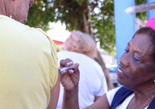 Caraguatatuba tem mais de 26 mil pessoas vacinadas contra gripe e cobertura ainda segue baixa